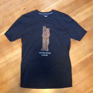 LAST CHANCE!  NWOT The North Face T-shirt